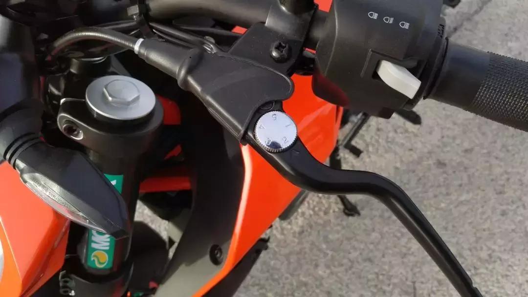 ktm390duke老款改新款,最新款ktm390duke座高
