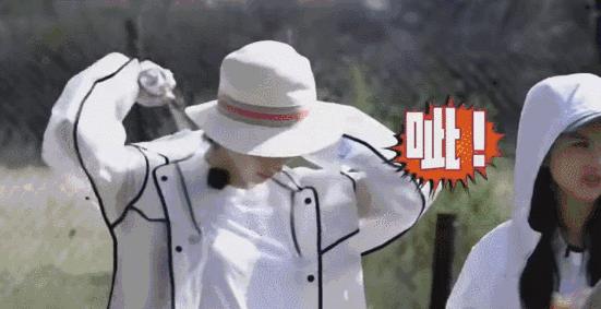 为什么敷面膜越敷越黑,为什么天天敷面膜脸还是很干呢