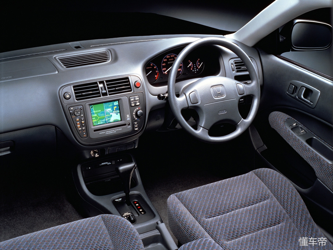 2万块钱能买什么二手车手动,2万块钱买个二手车代步划算吗