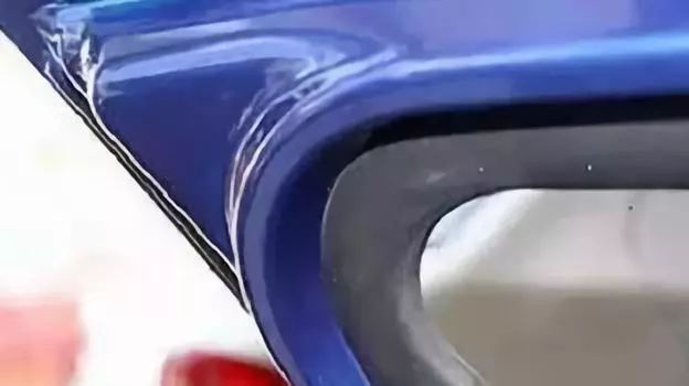 车身有细微的划痕怎么修复,车身出现小刮痕没伤漆怎么处理