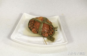 手把手教你清蒸大闸蟹的正确做法,清蒸大闸蟹的做法全过程