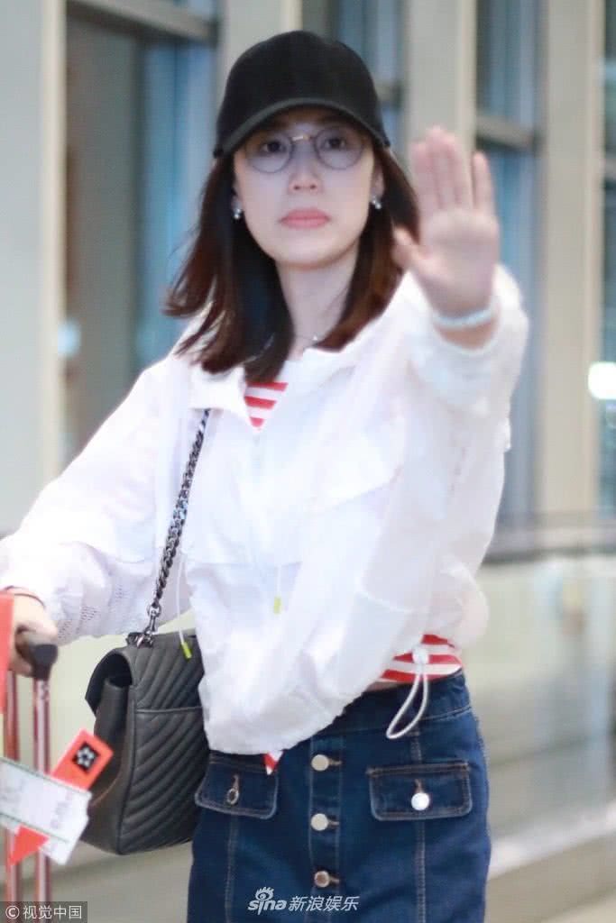 哪些明星把微博评论关了呢 (哪些明星关微博评论了)