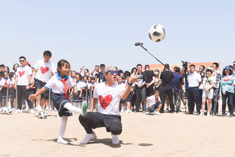 奔跑吧兄弟助力乡村小学,奔跑吧兄弟体育社新成员