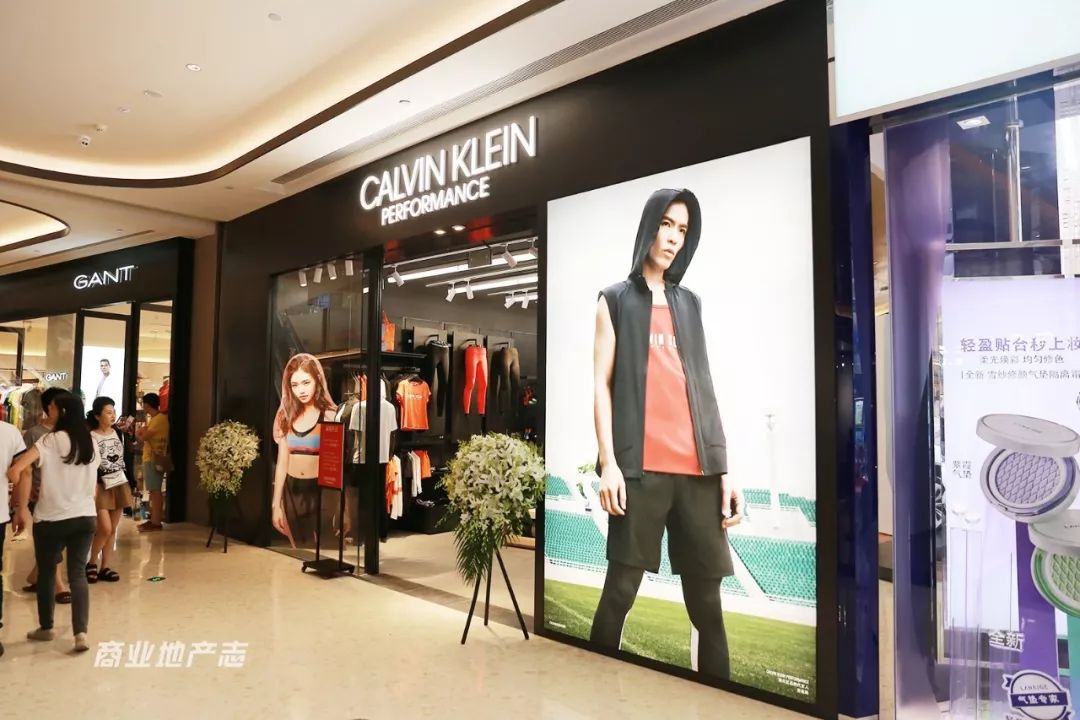 300张图片拼图,成都悠方可口可乐