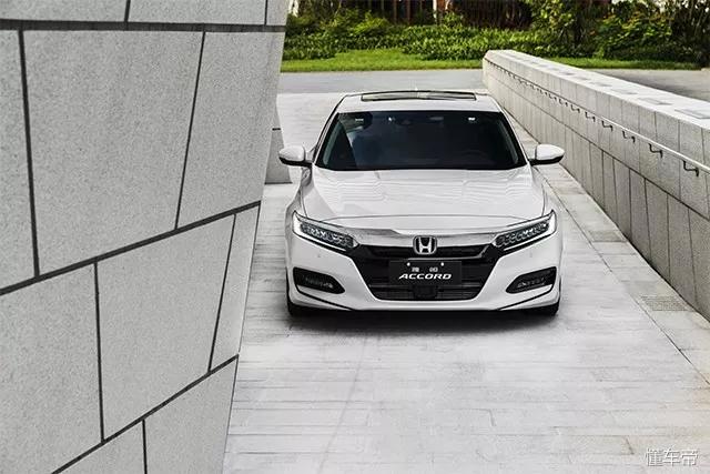 第十代雅阁燃油版试驾,全新雅阁accord