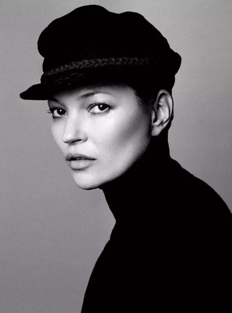 天气热怎么用水乳护肤,冰块的正确护肤方法