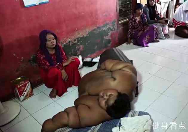 还记得那位400斤的印尼少年吗？这是他减肥1年半后的样子！