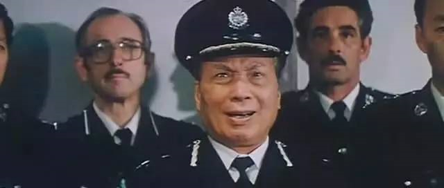 三人同为“达华”，一位已去世，一个背景深厚，第三个是知名奸角