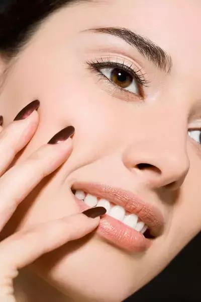 怎么化又淡又好看的妆,教你打造0妆感妆容