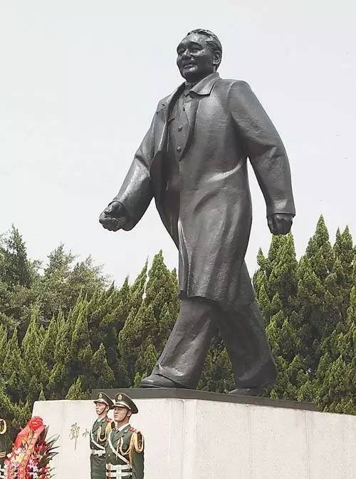 深圳年轻漂亮帅哥,现实生活的深圳