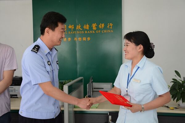 一男子冒充熟人诈骗,一男子遇冒充熟人险被骗198万