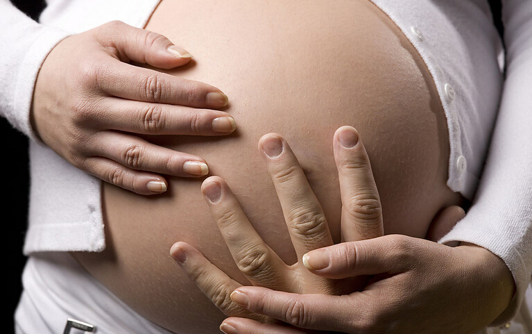 怀孕天天提心吊胆要崩溃,孕早期总是提心吊胆的怎么办