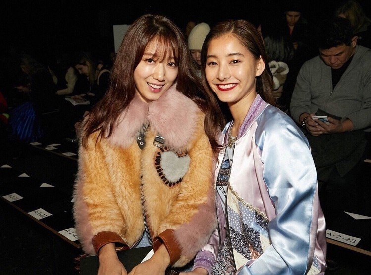 新木优子时尚秀,新木优子在东京时装周