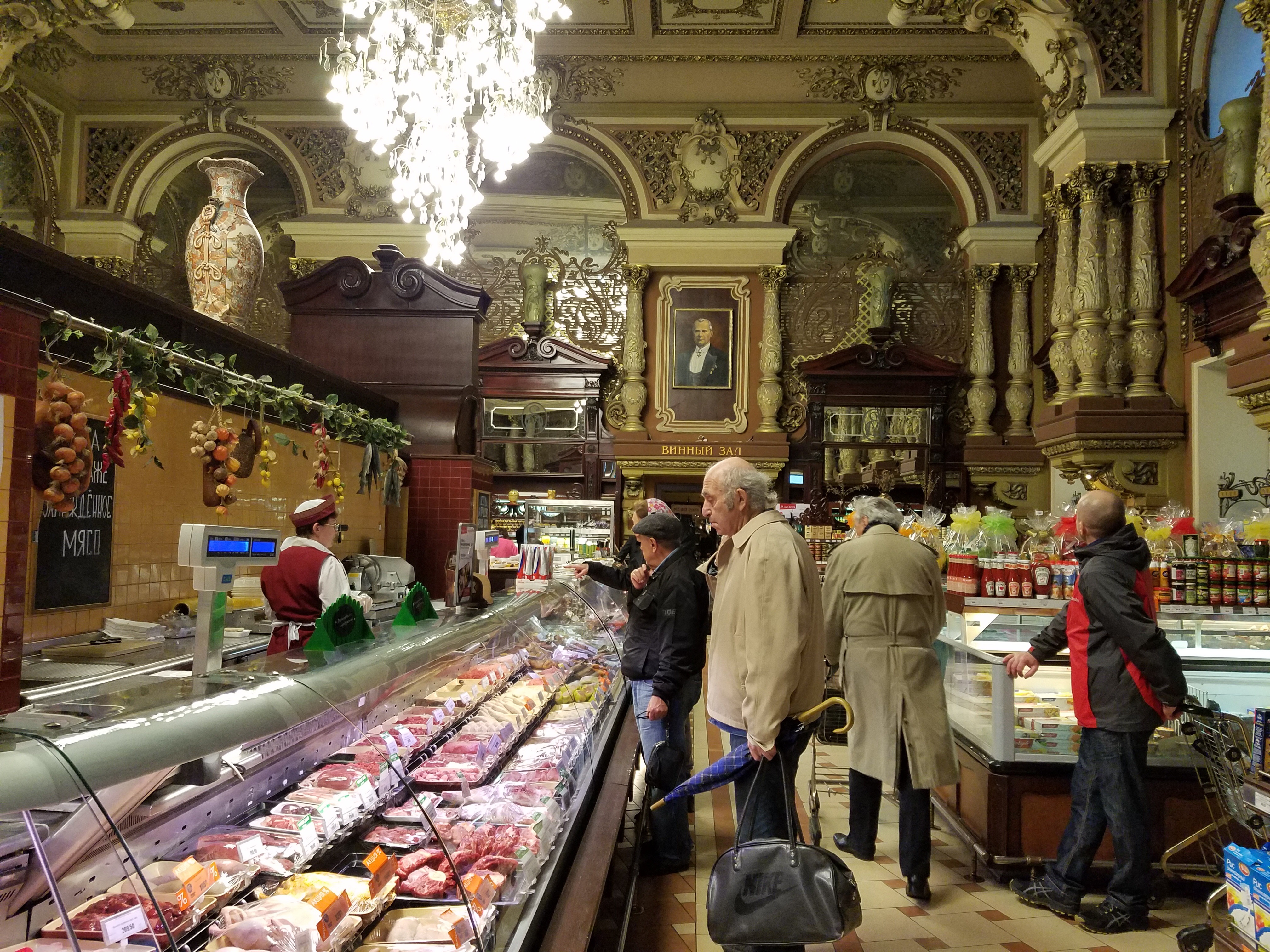 她在127小时的K3火车上拍婚纱照,看了三个国家的风景