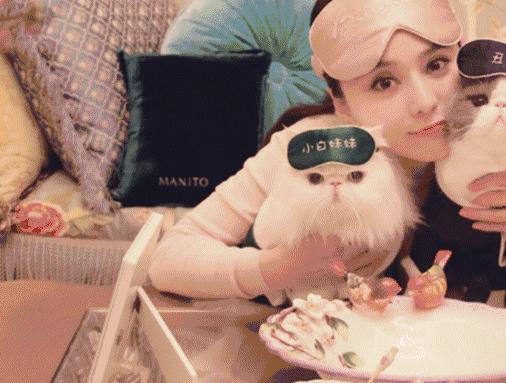 做美妆博主一年后,做了美妆博主和没做美妆博主