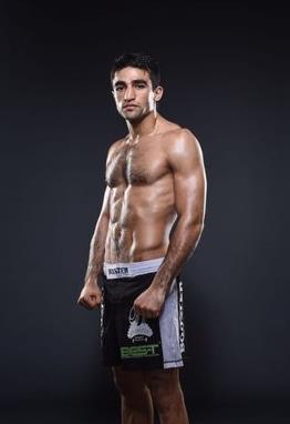 中日自由搏击对抗铁英华,自由搏击羽量级最新世界排名