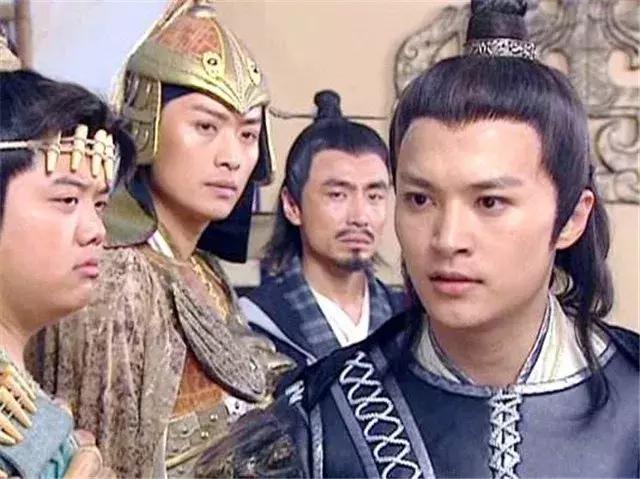 隋唐英雄传十五年男主角,隋唐英雄传三位演员