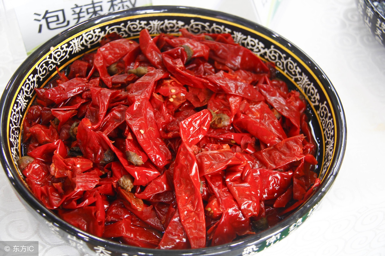 辣椒怎样处理才会不辣,泡椒辣椒怎么泡才脆