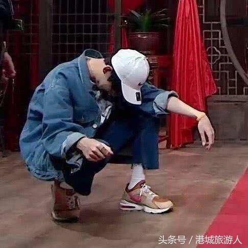 白敬亭过度曝光自己形象,白敬亭代购视频