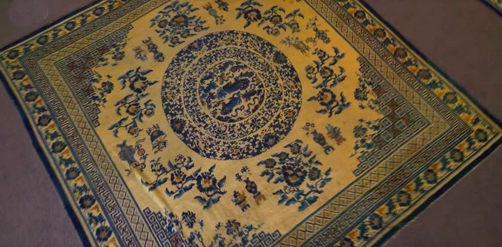 历时30余年,他复原“脚下的软黄金”,连故宫都找他订做地毯!