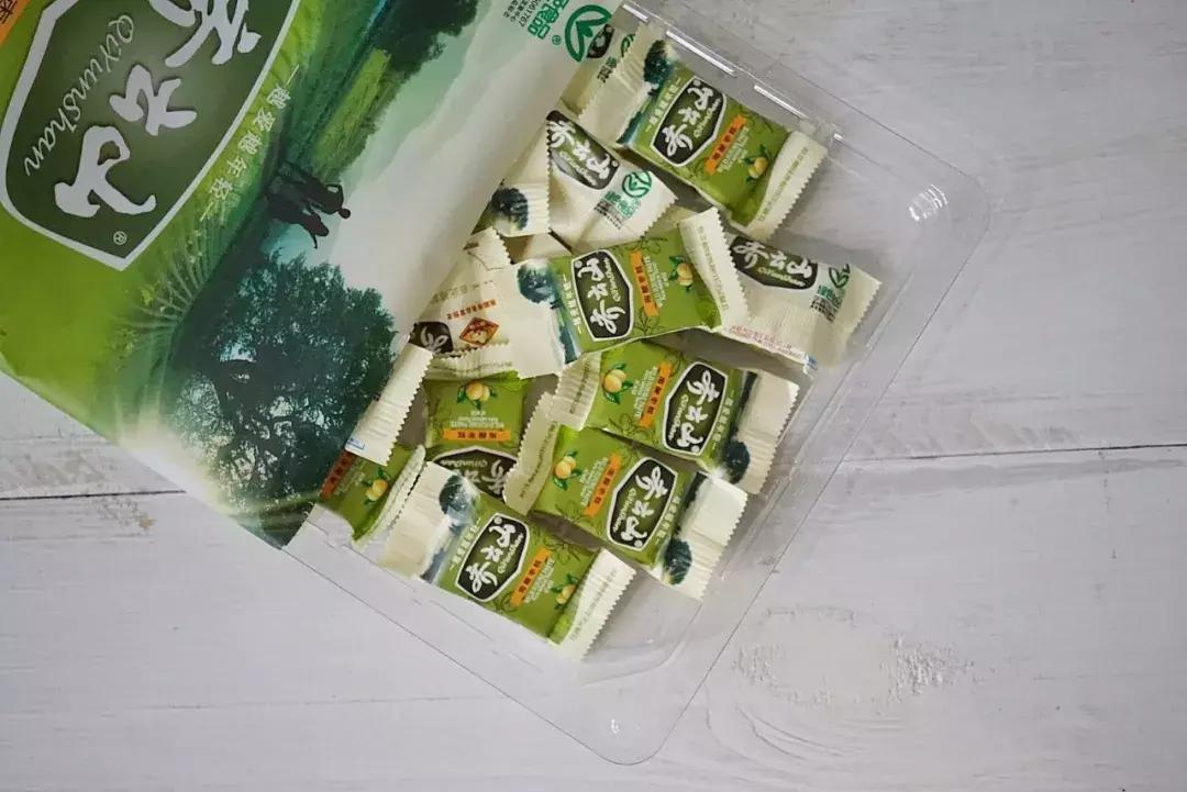 这些包装土土的国货零食，有你的童年吗？