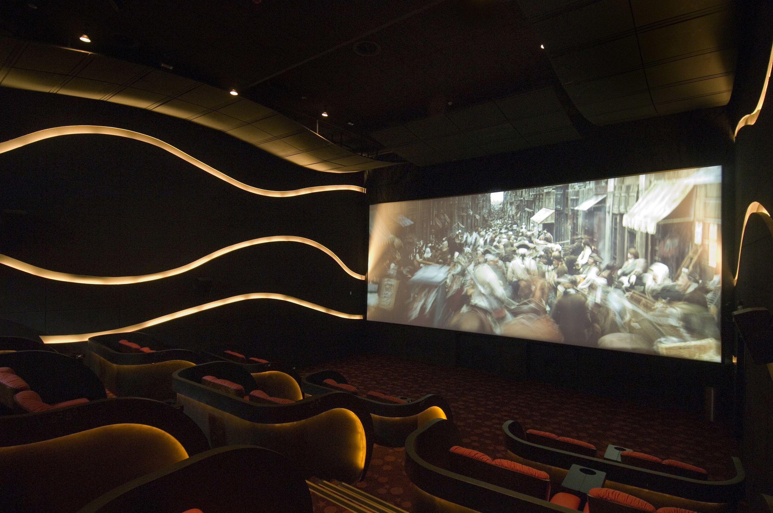 BBC和CNN推荐，必须打卡的21家影院