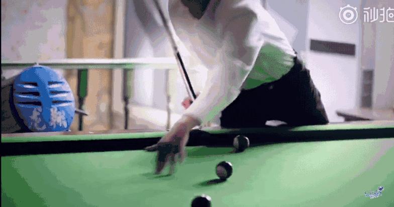 tfboys王俊凯王源半夜跳绳,tfboys王俊凯台球