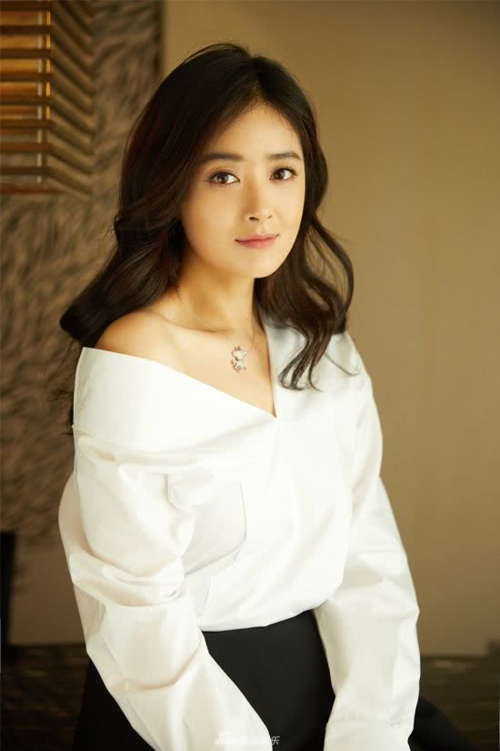 肩宽屁股大胯宽大腿粗全身穿搭,胯宽腰粗适合怎么穿