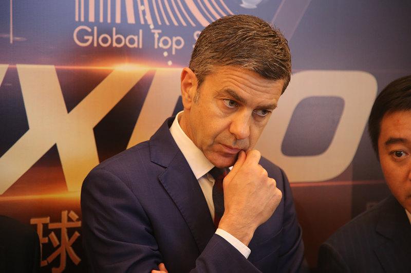 贝克汉姆点燃世界足球峰会，五大巨星在蚌埠预测世界杯