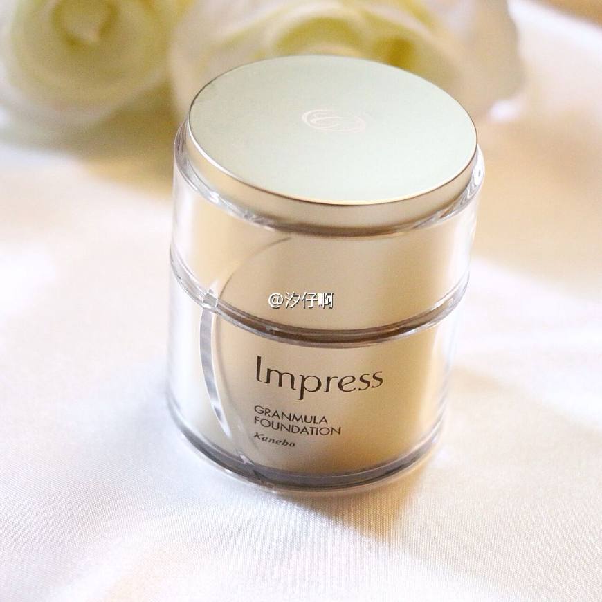 适合卸妆的粉底液,一年四季都可以用的养肤粉底