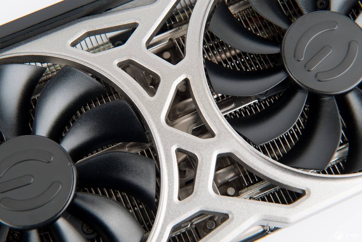 秩序の钢炮，LIANLIBauhaus-O11装机作业