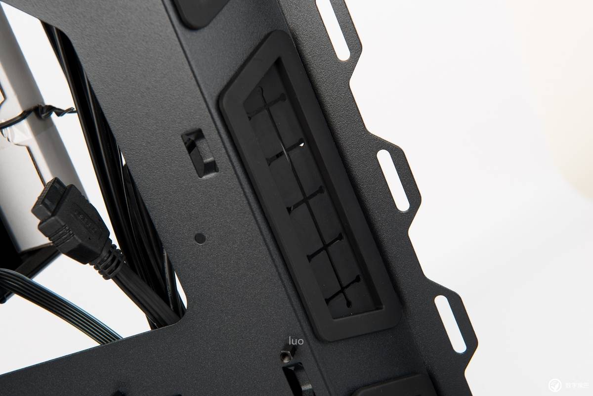 秩序の钢炮，LIANLIBauhaus-O11装机作业