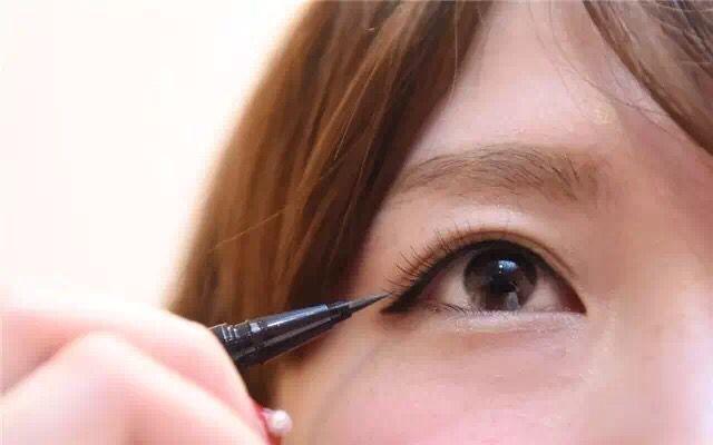 世界十大好用的眼线铅笔,世界十大眼线笔排名