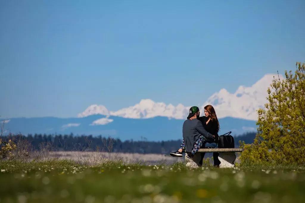索尼黑卡数码相机dsc-rx100m6,索尼dsc-rx100m6黑卡6代数码相机