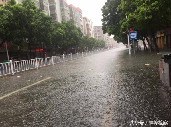 直击广东暴雨车,直击广东暴雨抢险救援