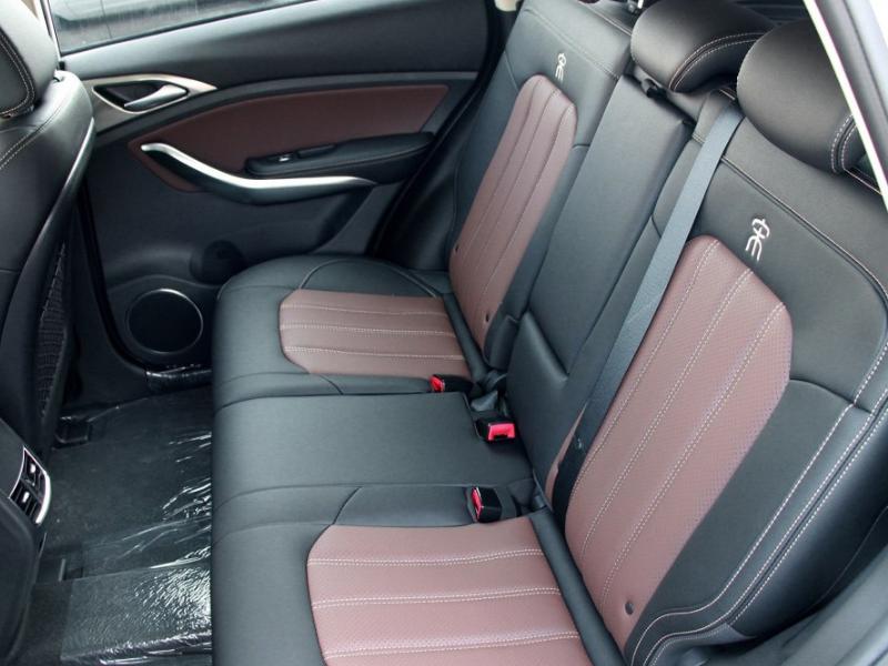 18年的大型比亚迪suv,2018款比亚迪宋七座用车感受