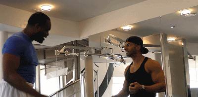 健身教练带着练和自己练的区别,健身教练训练惩罚