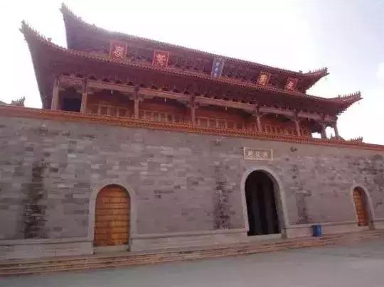 昆明国庆假期自驾游攻略,五一昆明最适合去的地方