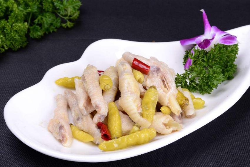 大厨用了15年的正宗泡椒凤爪配方,正宗专业的泡椒凤爪详细制作方法