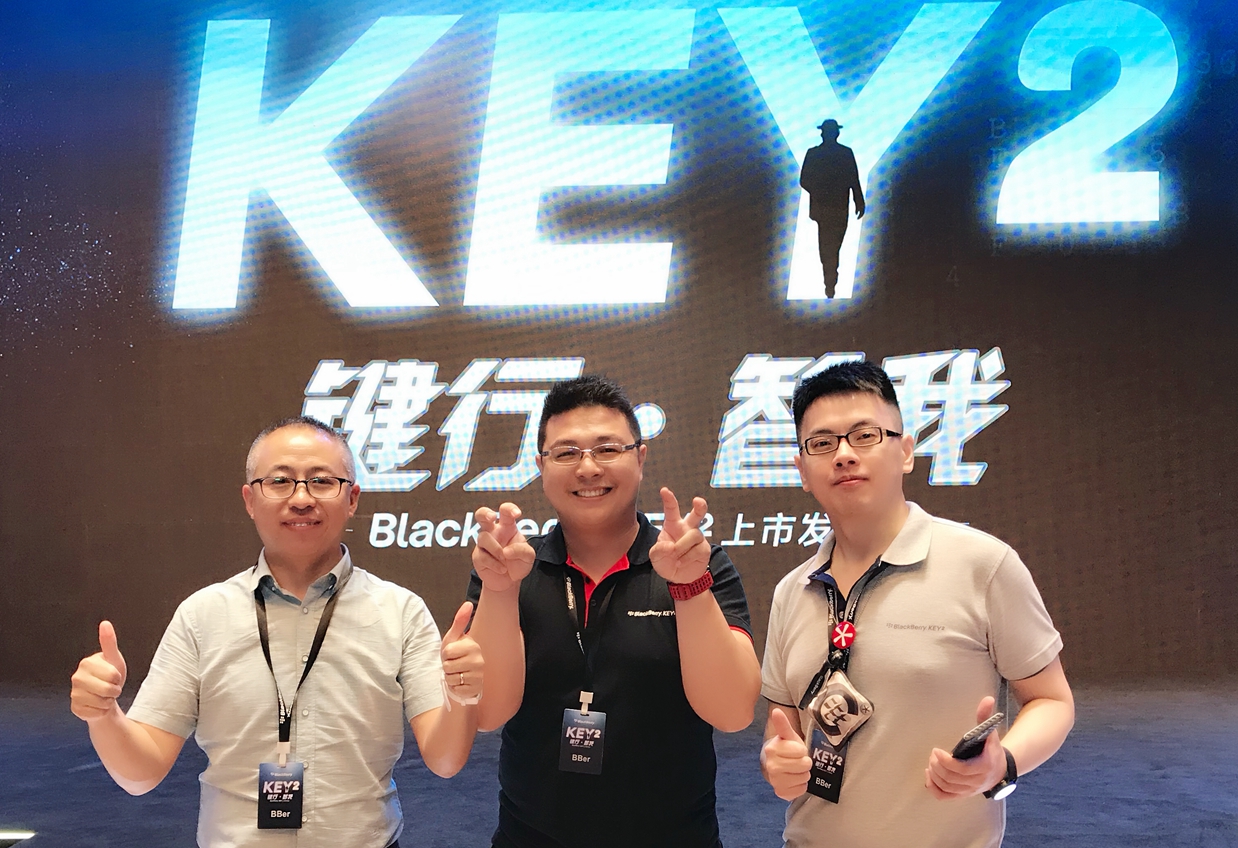 unihertzslim和黑莓key2,传承与专注的坚持黑莓key2轻体验