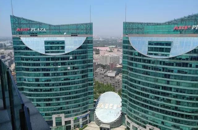 湾流国际——不是市中心的总部基地｜睿和研究