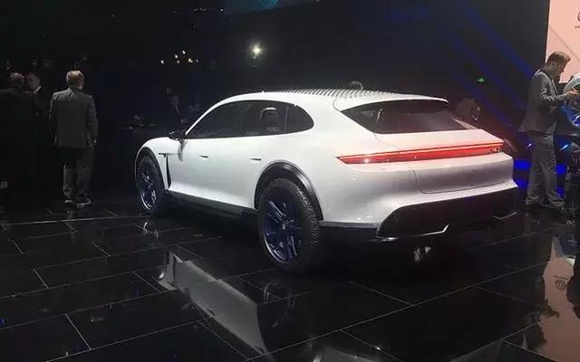 新款保时捷电动汽车,保时捷最新纯电动汽车