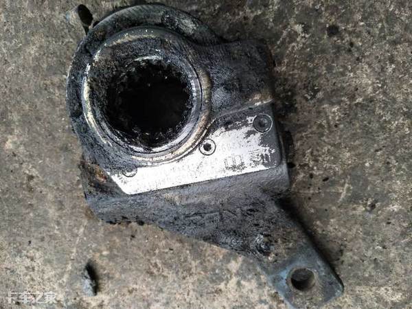 自动调整臂总是损坏,自动调整臂坏了可以修吗