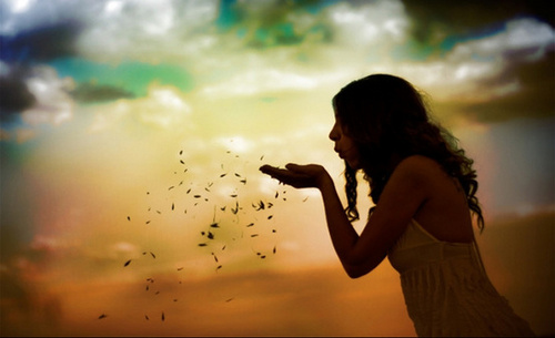 怎么样是爱上一个男孩,在恋爱中爱上一个人是什么感觉