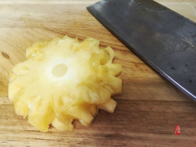 美味的披萨儿童手工,教你一个简单的水果披萨