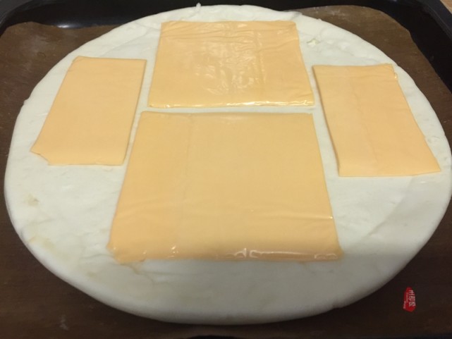 出去游玩回来就想吃的,第一次尝试水果披萨好看又好吃