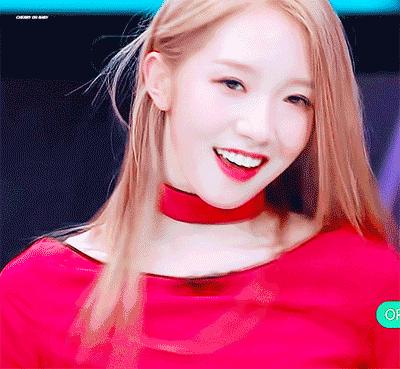 眼妆画的好,C位出道早,101女孩靠它被Pick