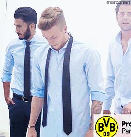 世界杯你看球了吗,世界杯帅哥看球