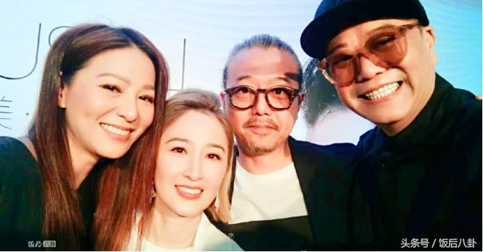 黎姿颜值巅峰笑容迷人,47岁黎姿素颜不老