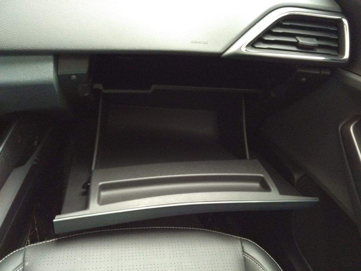 福特福睿斯开1400公里油耗多少,09福睿斯两厢1.8l油耗怎么这么高